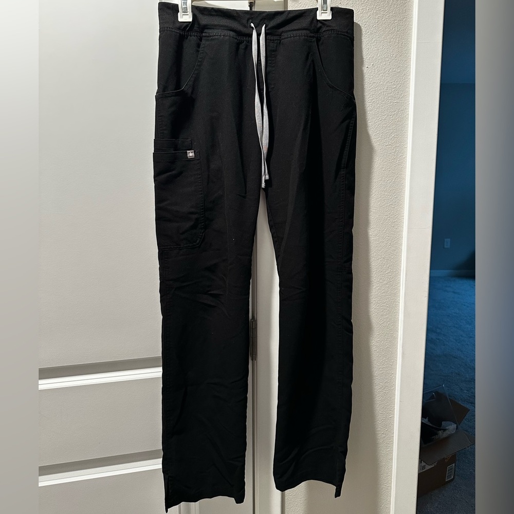 Black Figs Kade Scrub Pants